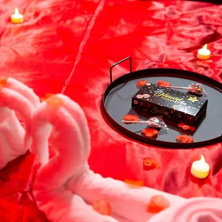 Nid D'amour Romantique 아파트